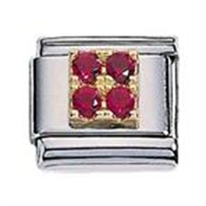 Zoppini vierkant goud met rood zirkonia.

Metaal     : staal / 18 karaat goud
Kleur       : geel goud
Maten     : 9 mm
Materiaal : Staal, Rood zirkonia, Goud
Modelnr  : 314.0101